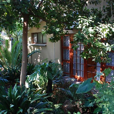 86 On Langenhoven Bed & Breakfast Oudtshoorn Exterior foto